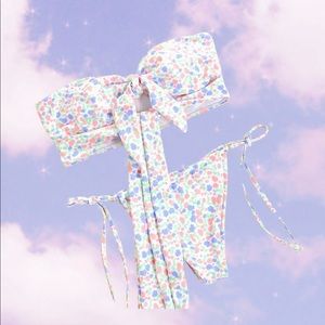 🌜White Floral Wrap Bikini Set🌛